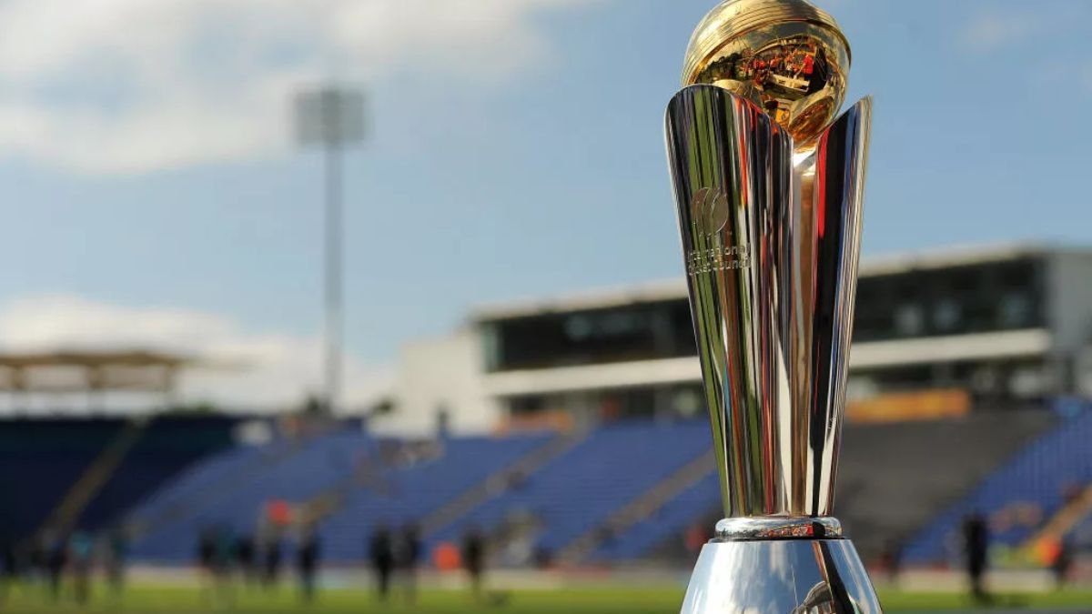Australia Overpowers England in Record-Breaking Champions Trophy Game