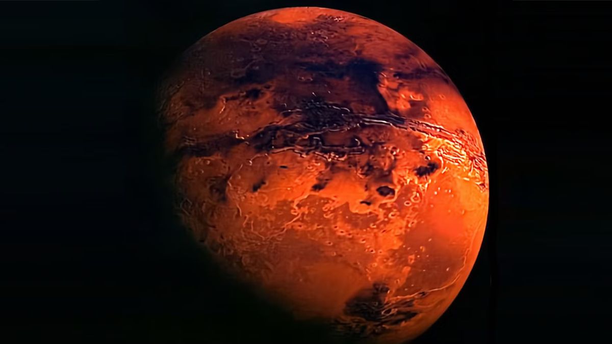 The True Reason Behind Mars' Red Color