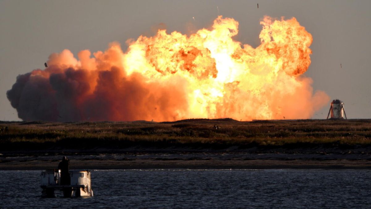 SpaceX’s Starship Test Flight Ends in Fiery Disaster—Again