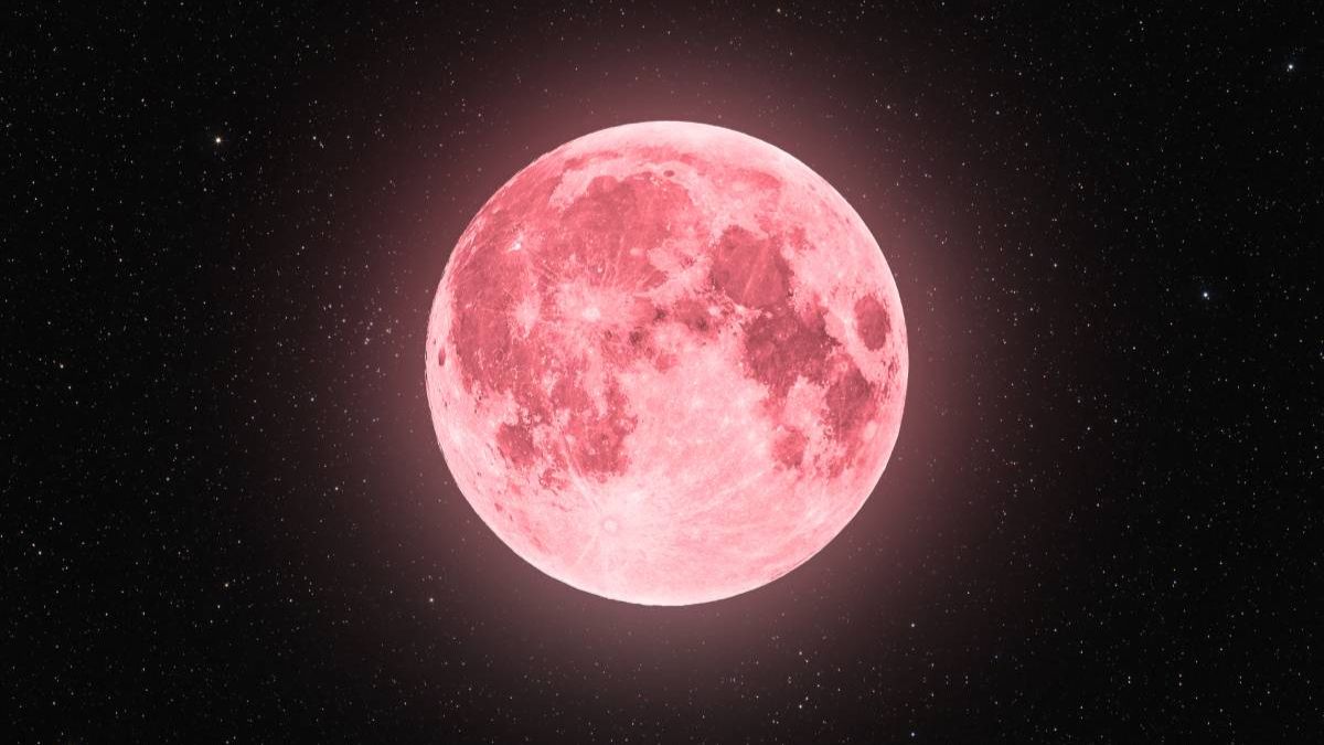 Aprils-Pink-Moon-2025-Unlock-the-Mysterious-Micromoon-and-Paschal-Signal