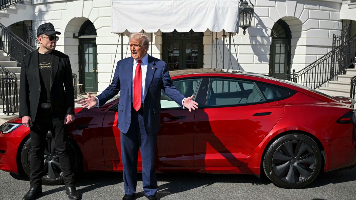 Elon Musk’s Tesla in a Tight Spot Cozying Up to Trump, Alienating the World