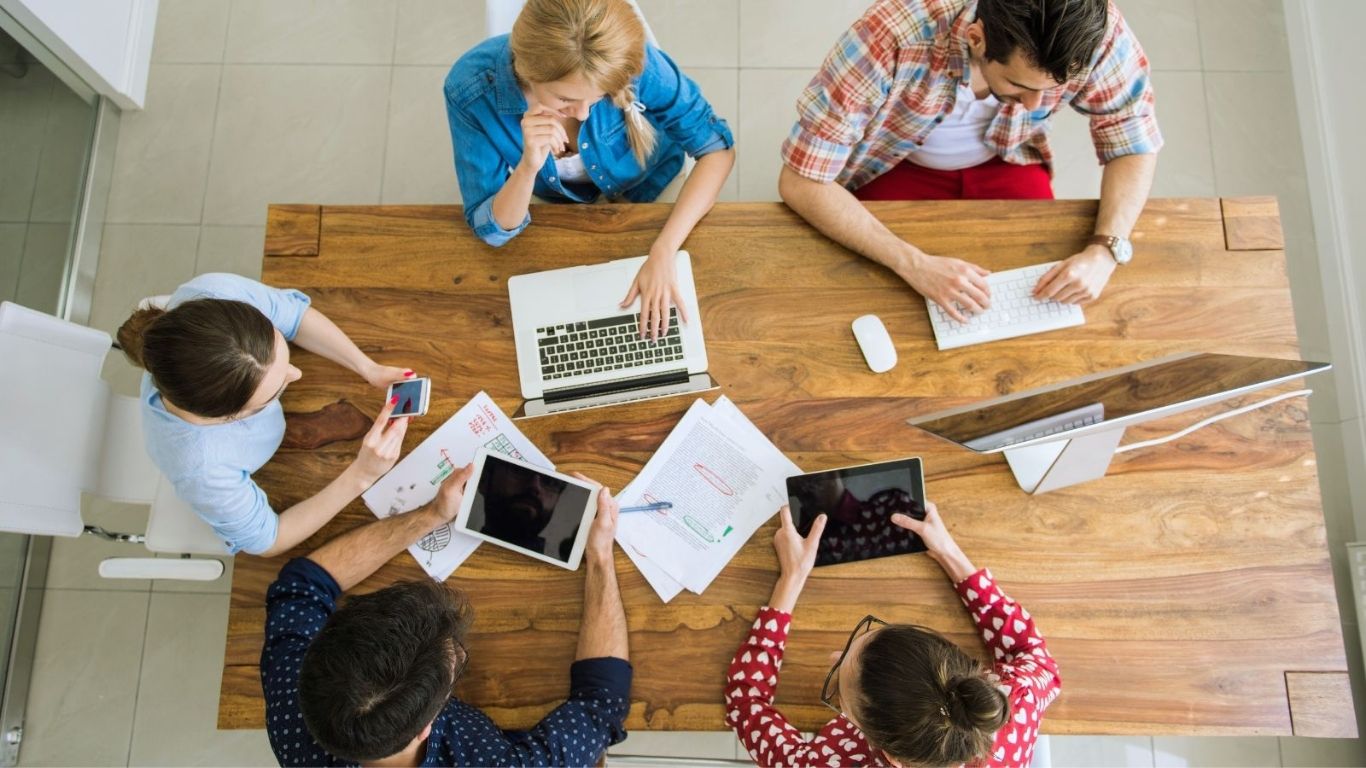 Businesses Scaling Back Hiring Due to AI