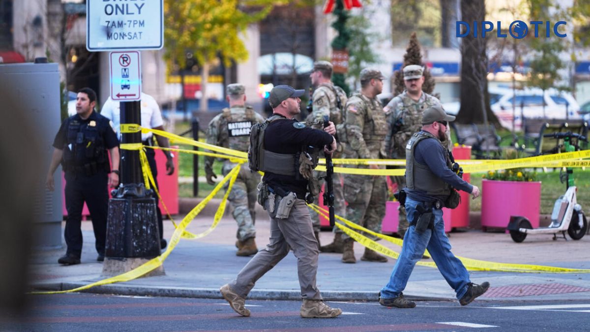 Chaos Near the White House