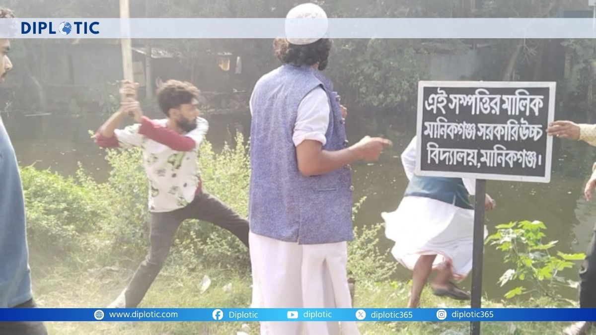 Why Are Attacks on Bauls and Sufi Shrines Rising Under Bangladesh Interim Government?