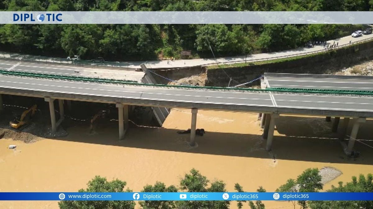 What Lies Beneath China’s Collapsing Bridges?