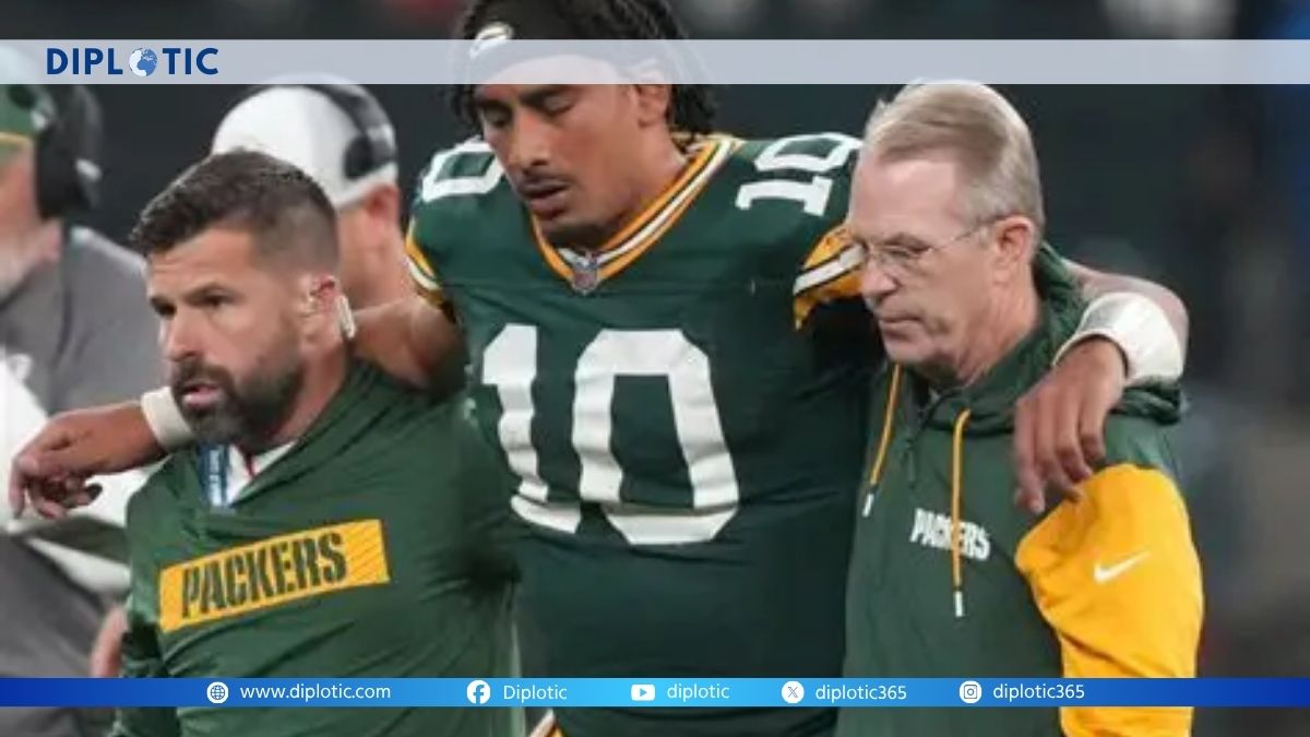 How Serious Is Jordan Love’s Shoulder Injury for the Packers’ Playoff Push?